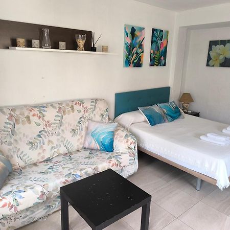 Estudio A 50Mt Del Mar, Zona Palacio De Congresos - Apto 4 Εστεπόνα Εξωτερικό φωτογραφία