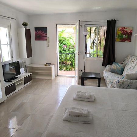 Estudio A 50Mt Del Mar, Zona Palacio De Congresos - Apto 4 Εστεπόνα Εξωτερικό φωτογραφία